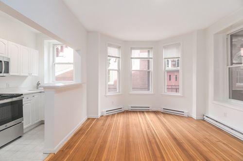 apt-104-20 Huss Ct, Lynn, MA, 01905-2963 | Card Image