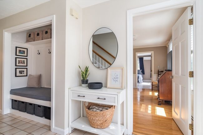 A - 372 Village St, House other with 4 bedrooms, 4 bathrooms and 8 parking in Medway MA | Image 4