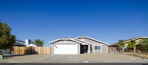 600 S Appaloosa St, Ridgecrest, CA, 93555-5340 | Card Image