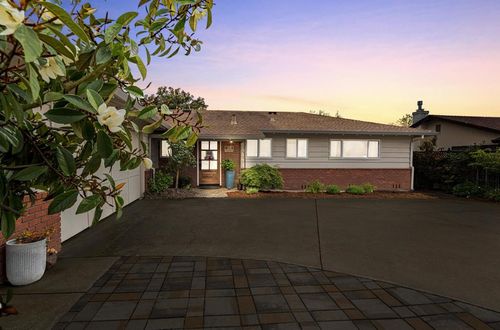 29 Karen Dr, Watsonville, CA, 95076-0713 | Card Image