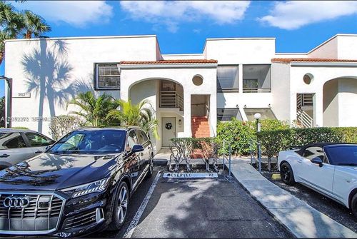 317-1-3553 Magellan Cir, Aventura, FL, 33180-3721 | Card Image