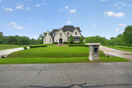 230 Oak Tree Dr, Waxahachie, TX, 75165-7602 | Card Image