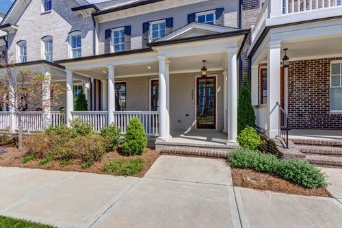 9054 Berry Farms Xing, Franklin, TN, 37064-1645 | Card Image