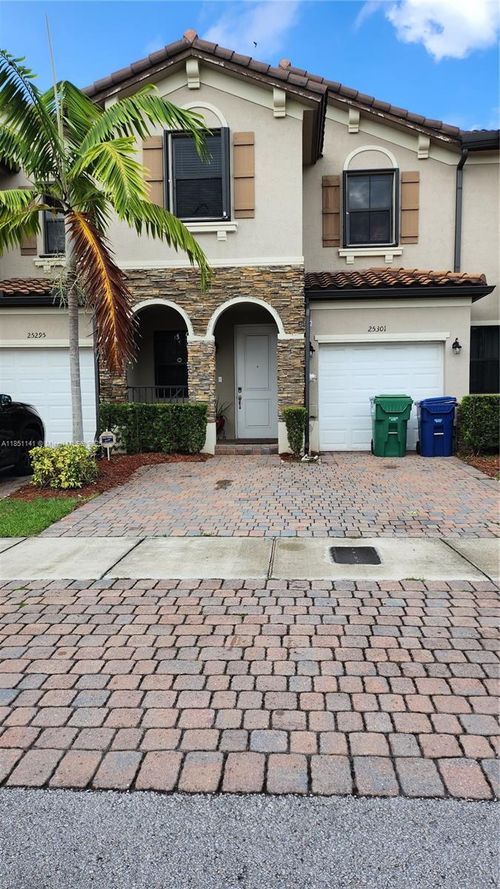 25301 114th Ct, HOMESTEAD, FL, 33032-4722 | Card Image