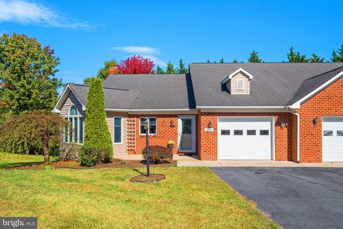 a-2221 Lake Terrace Dr, Harrisonburg, VA, 22802-6193 | Card Image