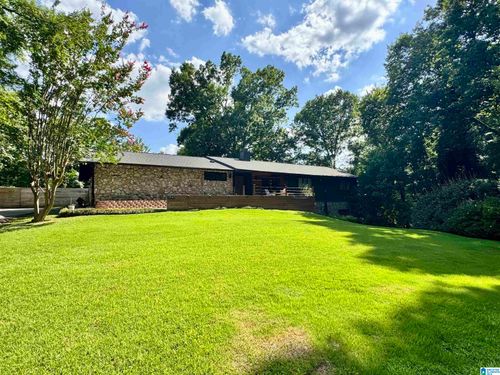 3848 River View Dr, Vestavia, AL, 35243-4707 | Card Image