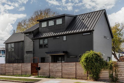 108 Comal St, Austin, TX, 78702-4325 | Card Image