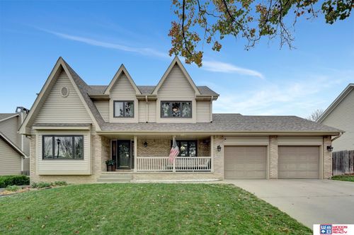 7600 Grand Oaks Drive, Lincoln, NE, 68516 | Card Image