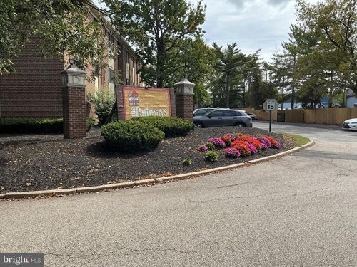 s9-9921 Bustleton Ave, PHILADELPHIA, PA, 19115-1537 | Card Image
