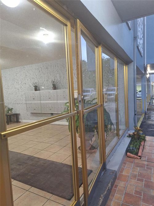 g210-1735 Ne 164th St, North Miami Beach, FL, 33162-4000 | Card Image