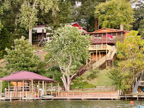 540 River Terrace Dr, Talladega, AL, 35160-8235 | Card Image