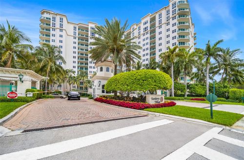 apt-311-20000 E Country Club Dr, Aventura, FL, 33180-3005 | Card Image