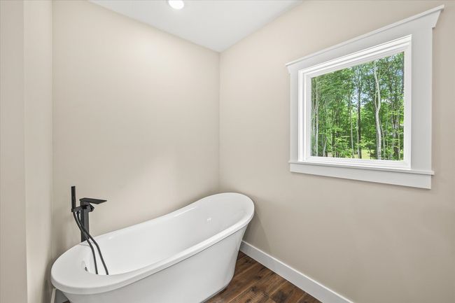 305 Georgee Rd, House other with 3 bedrooms, 2 bathrooms and 2 parking in Jamestown TN | Image 13