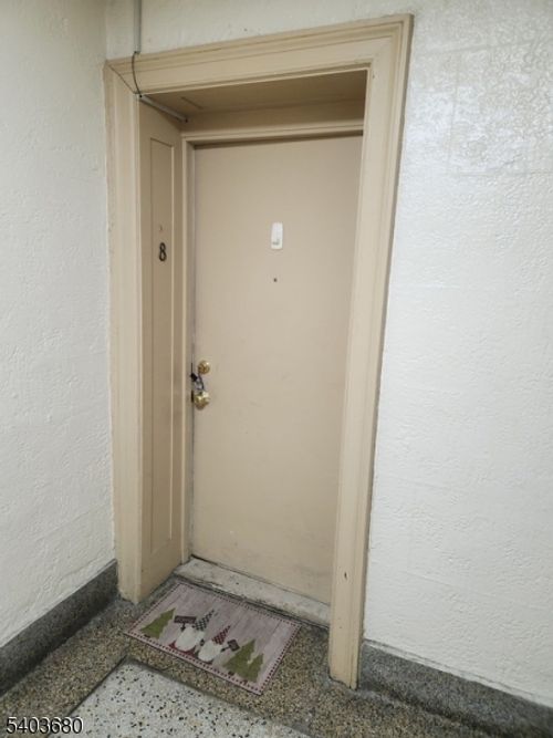 apt-b8-433 Lincoln Ave, Orange, NJ, 07050-2237 | Card Image