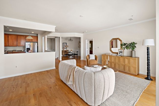 303 - 107 Clocktower Dr, Condo with 2 bedrooms, 2 bathrooms and null parking in Waltham MA | Image 5