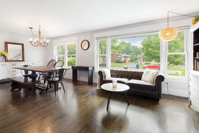10830 S Tripp Ave, House other with 3 bedrooms, 2 bathrooms and 2 parking in Oak Lawn IL | Image 4