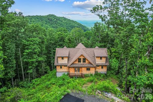 266 Potomac Falls Dr, Black Mountain, NC, 28711-6068 | Card Image