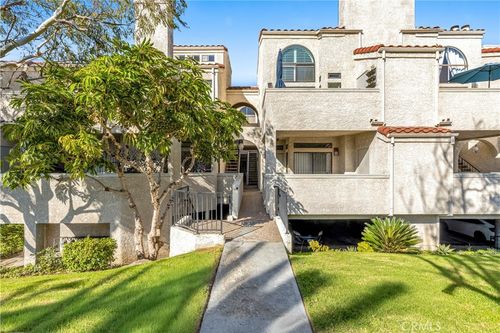 5031 Dorado, Huntington Beach, CA, 92649 | Card Image