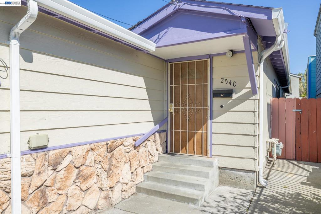 Residential in Oakland 3