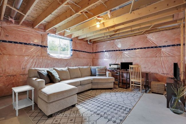 37 - 22701 Adelaide Rd, Condo with 4 bedrooms, 3 bathrooms and 2 parking in Mount Brydges ON | Image 28
