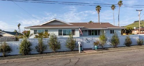 485 Bonita St, Morro Bay, CA, 93442-1563 | Card Image