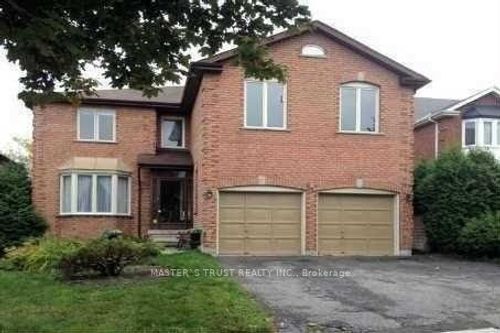 333 Savage Rd, Newmarket, ON, L3X1S4 | Card Image