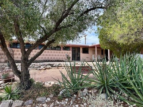 6960 E Oberlin Dr, Tucson, AZ, 85710-4724 | Card Image