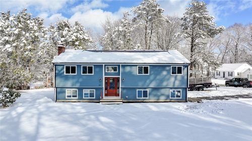 63 Bishop Hill Rd, Johnston, RI, 02919-2816 | Card Image