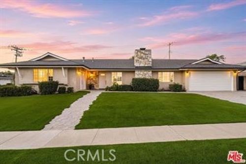 91 W Gainsborough, Thousand Oaks, CA, 91360 | Card Image