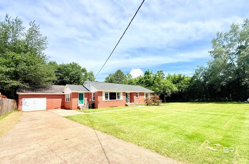 613 S Carney St, Atmore, AL, 36502-2803 | Card Image