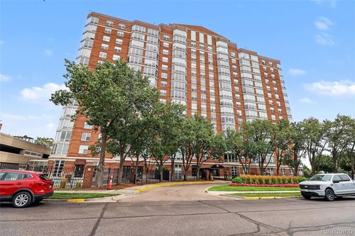 1104-250 E Harbortown Dr, Detroit, MI, 48207-5012 | Card Image