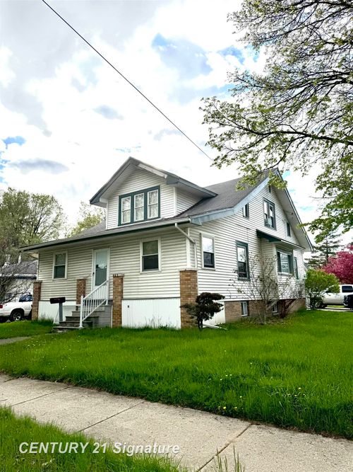 903 S Mason St, Saginaw, MI, 48602-2242 | Card Image