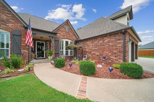 3203 Callaway Dr, Claremore, OK, 74019-4824 | Card Image