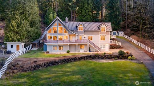 9330 240th Avenue Se, Issaquah, WA, 98027 | Card Image