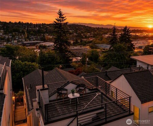 b-3446 13th Ave W, Seattle, WA, 98119-1611 | Card Image
