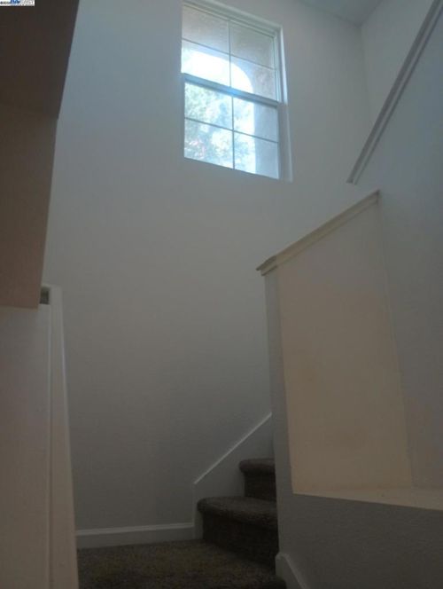 3127 Puffin Cir, Fairfield, CA, 94533-8914 | Card Image
