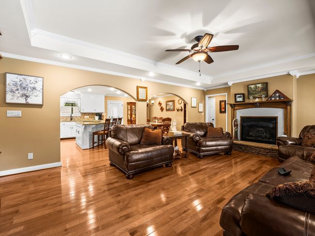 1574 Midway Rd, House other with 6 bedrooms, 4 bathrooms and 6 parking in Sewanee TN | Image 9