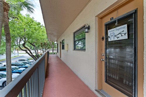207-6095 N Sabal Palm Blvd, Tamarac, FL, 33319-2626 | Card Image