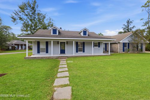 6530 Koula Dr, Diamondhead, MS, 39525-3820 | Card Image
