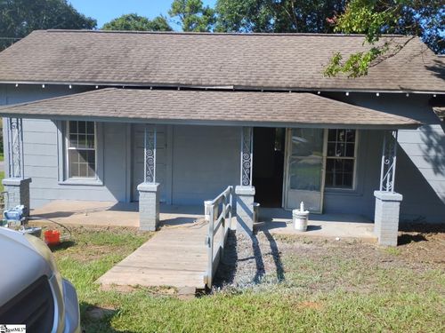 201 Lucky St, Easley, SC, 29640-1625 | Card Image