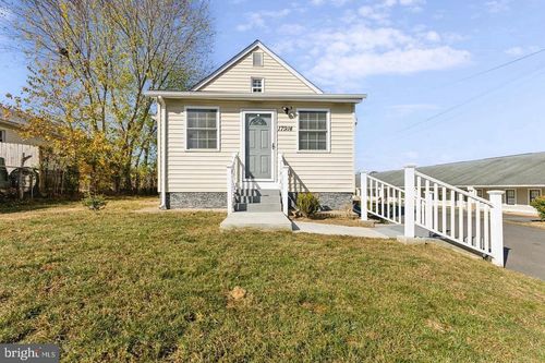 17914 Dr David Cline Ln, DUMFRIES, VA, 22026-2488 | Card Image