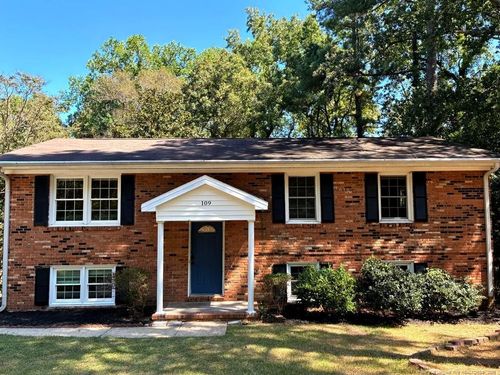 109 Mcfadyen Dr, Fayetteville, NC, 28314-0933 | Card Image