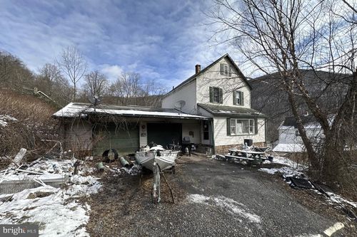 2115 Schuylkill Avenue, RENOVO, PA, 17764 | Card Image