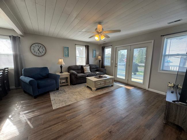 9800 N Denzel Dr, House other with 3 bedrooms, 2 bathrooms and null parking in Syracuse IN | Image 6