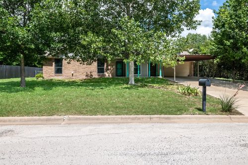 403 Lee Rd, Hamilton, TX, 76531-1703 | Card Image