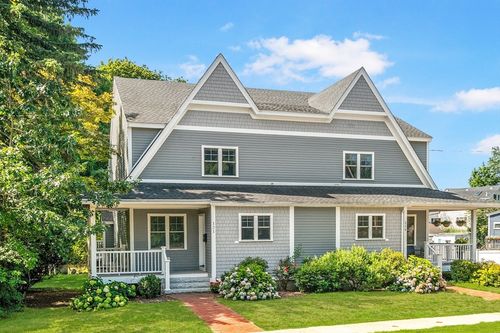 121-121 Salem St, Reading, MA, 01867-2612 | Card Image