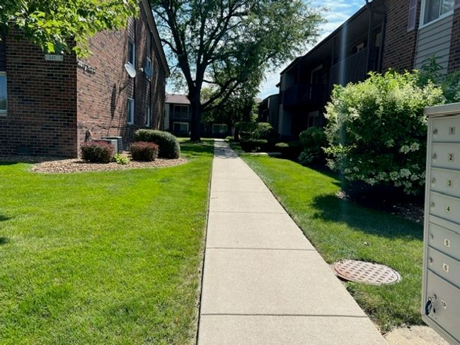 1608 - 18063 Live Oak Ct, Condo with 2 bedrooms, 2 bathrooms and 2 parking in Tinley Park IL | Image 28