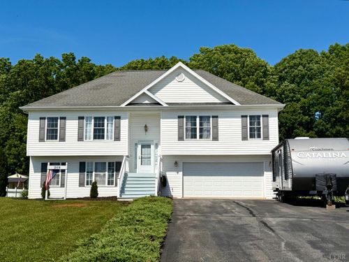 209 Hunt Club Dr, Madison Heights, VA, 24572-6240 | Card Image