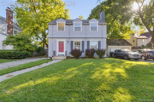 813 Kensington Ave, Flint, MI, 48503-5387 | Card Image