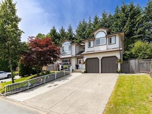upper-82xx 167a St, Surrey, BC, V4N3H5 | Card Image
